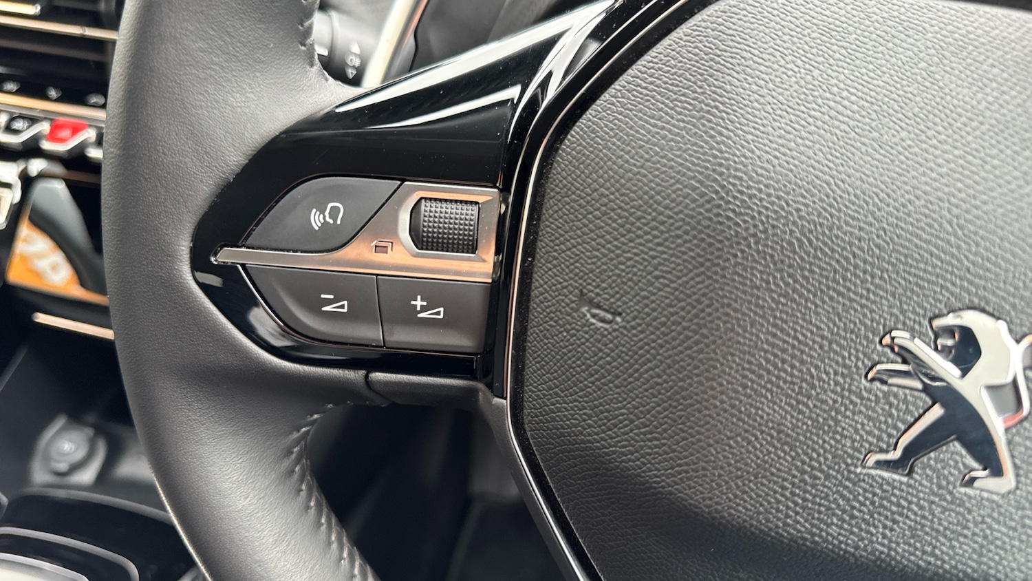 Used Peugeot 2008 2022 for sale - 76146462: Photo 33