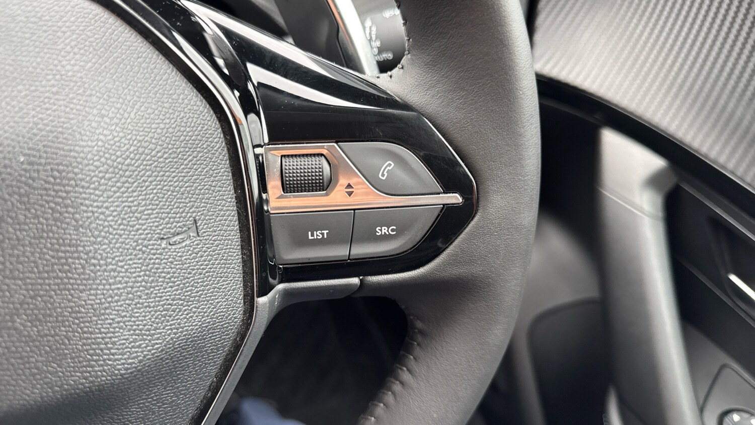 Used Peugeot 2008 2022 for sale - 76146462: Photo 34