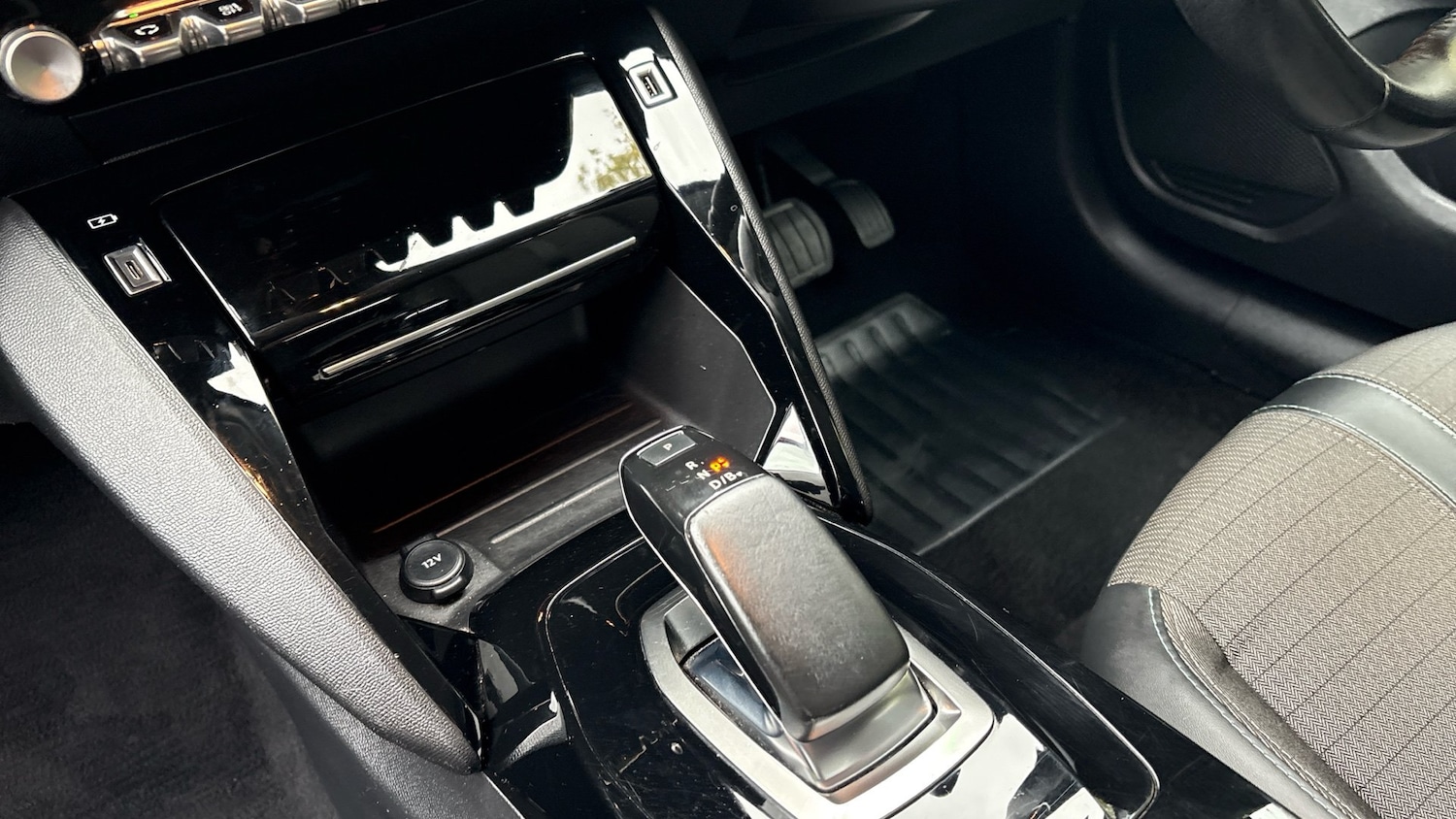 Used Peugeot 208 2020 for sale - 76467896: Photo 13