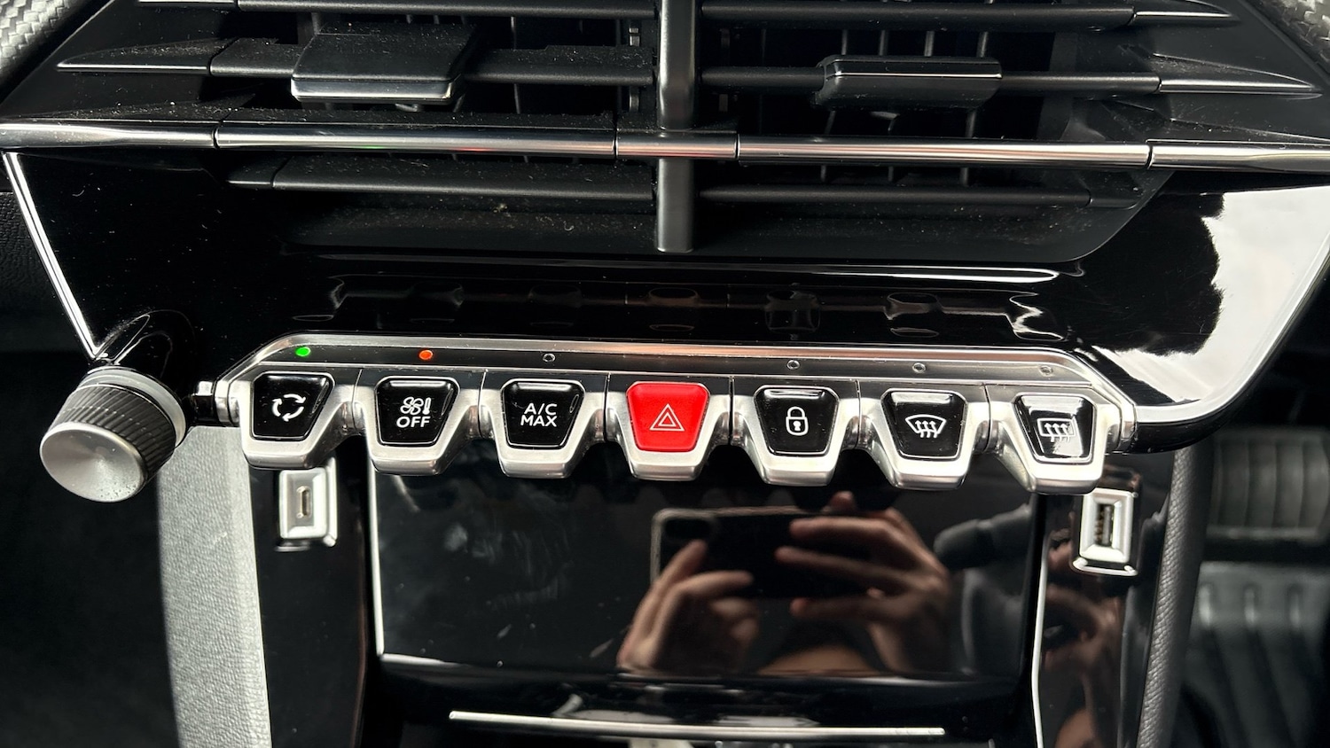 Used Peugeot 208 2020 for sale - 76467896: Photo 41