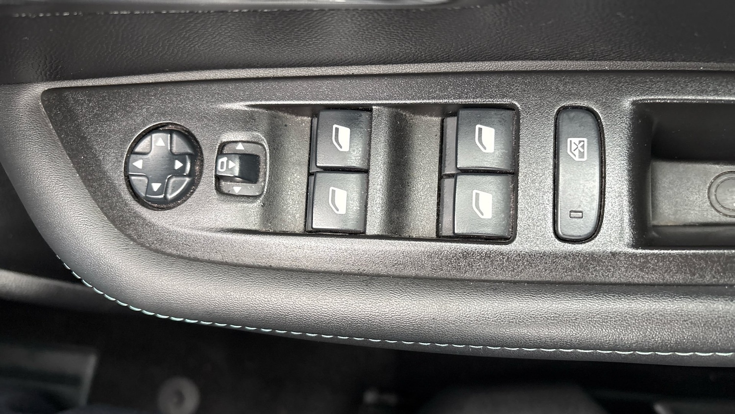 Used Peugeot 208 2020 for sale - 76467896: Photo 46