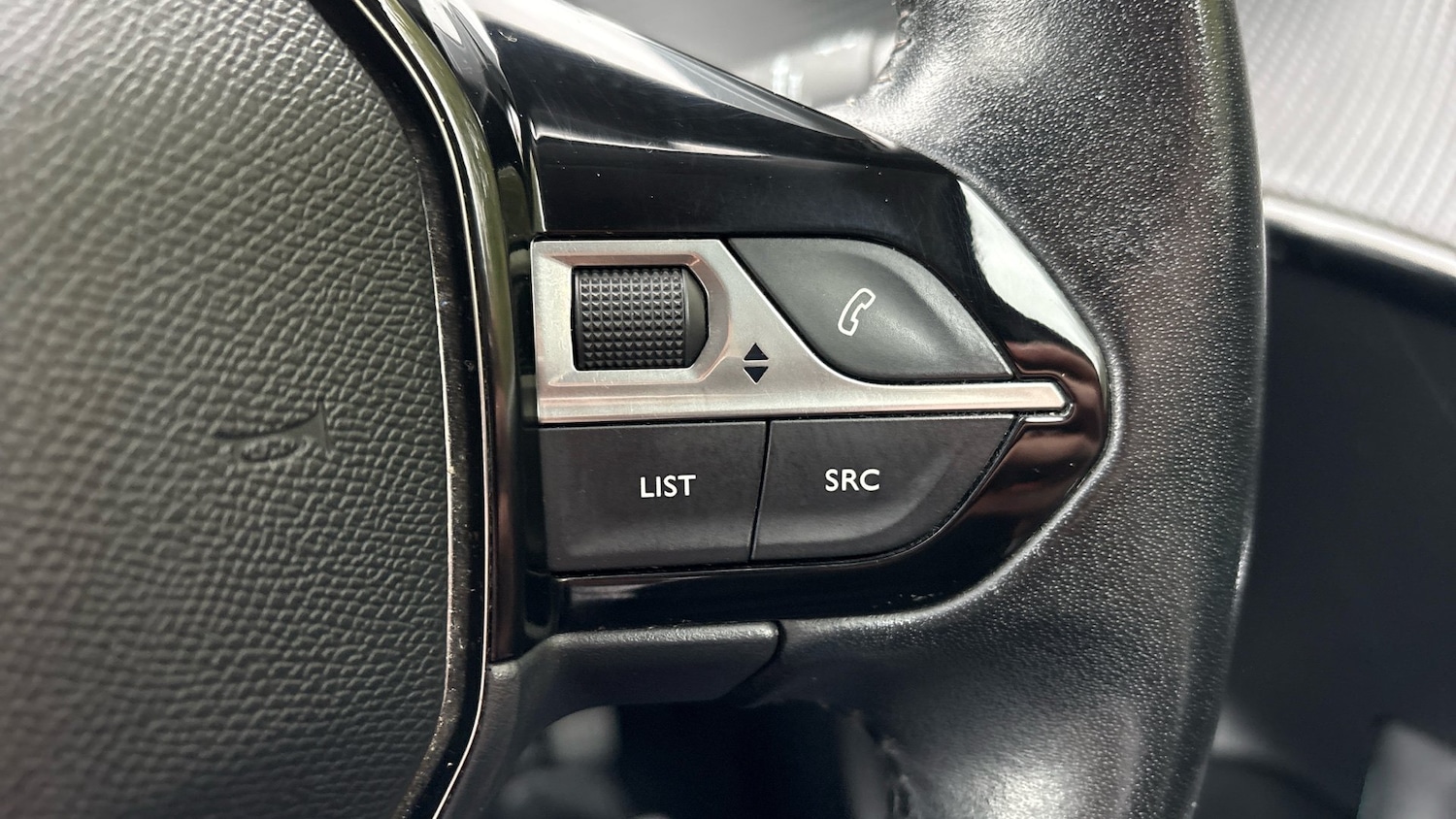 Used Peugeot 208 2020 for sale - 76467896: Photo 49