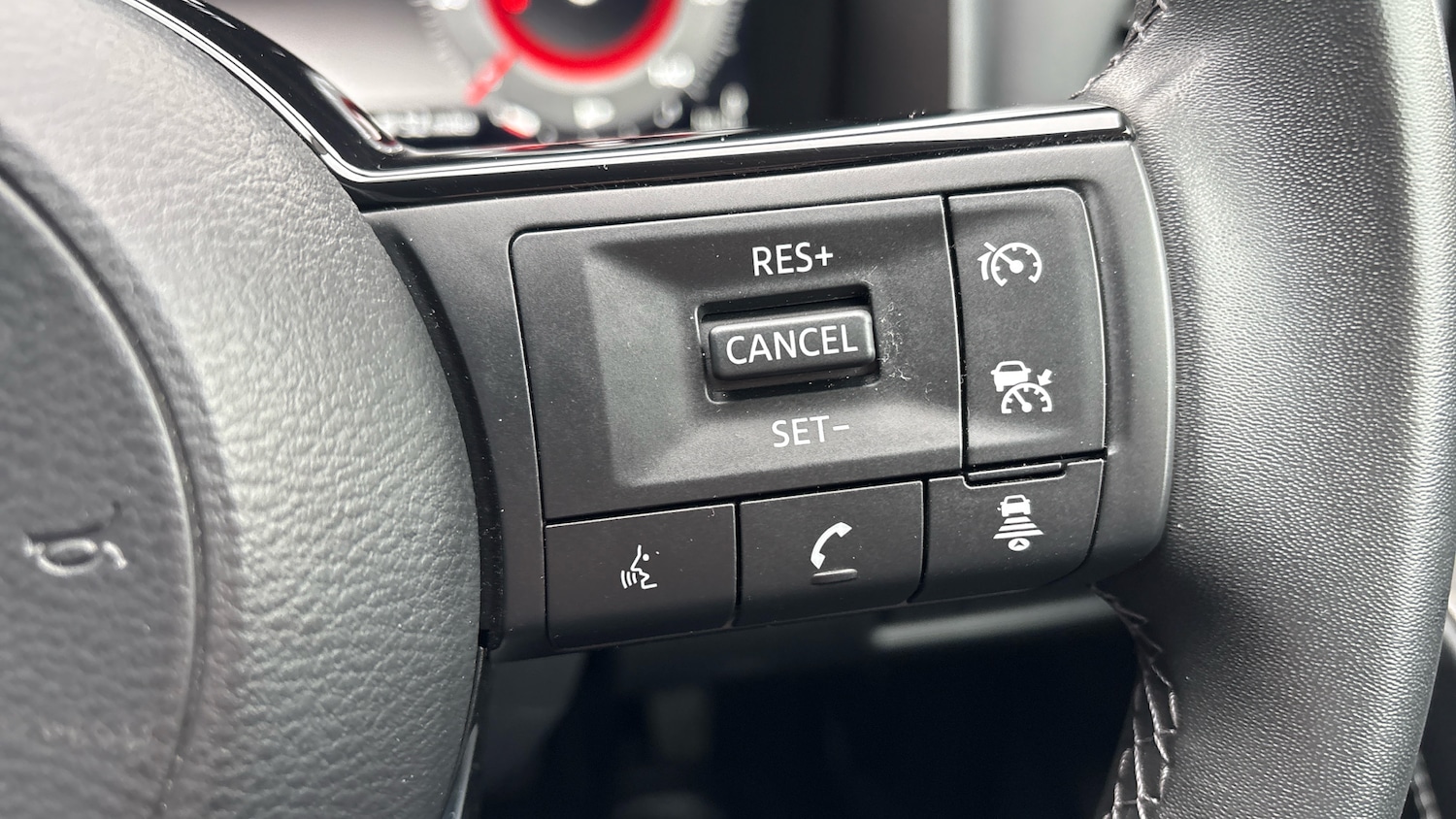 Used Nissan Qashqai 2023 for sale - 76412038: Photo 42