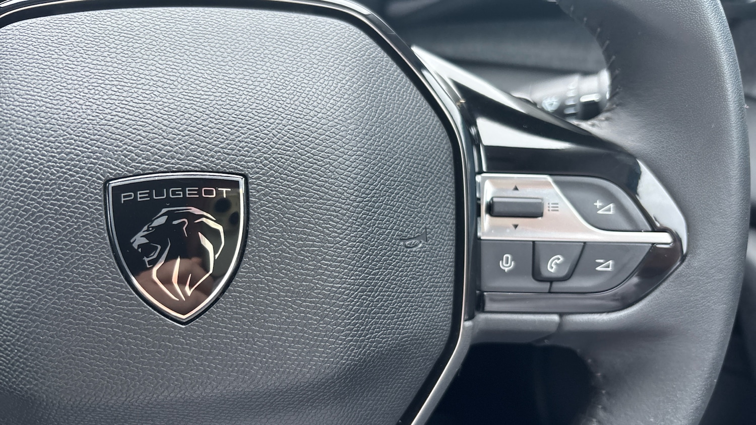 Used Peugeot 308 2022 for sale - 77985215: Photo 33