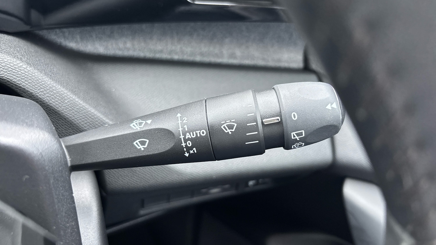 Used Peugeot 308 2022 for sale - 77985215: Photo 35