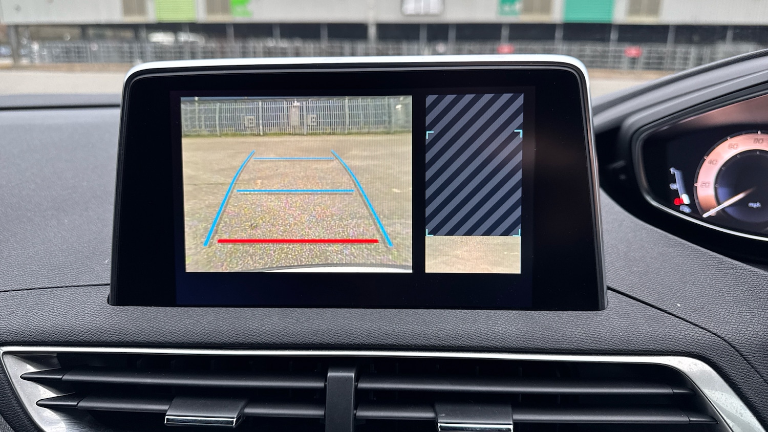 Used Peugeot 5008 2020 for sale - 77676983: Photo 21