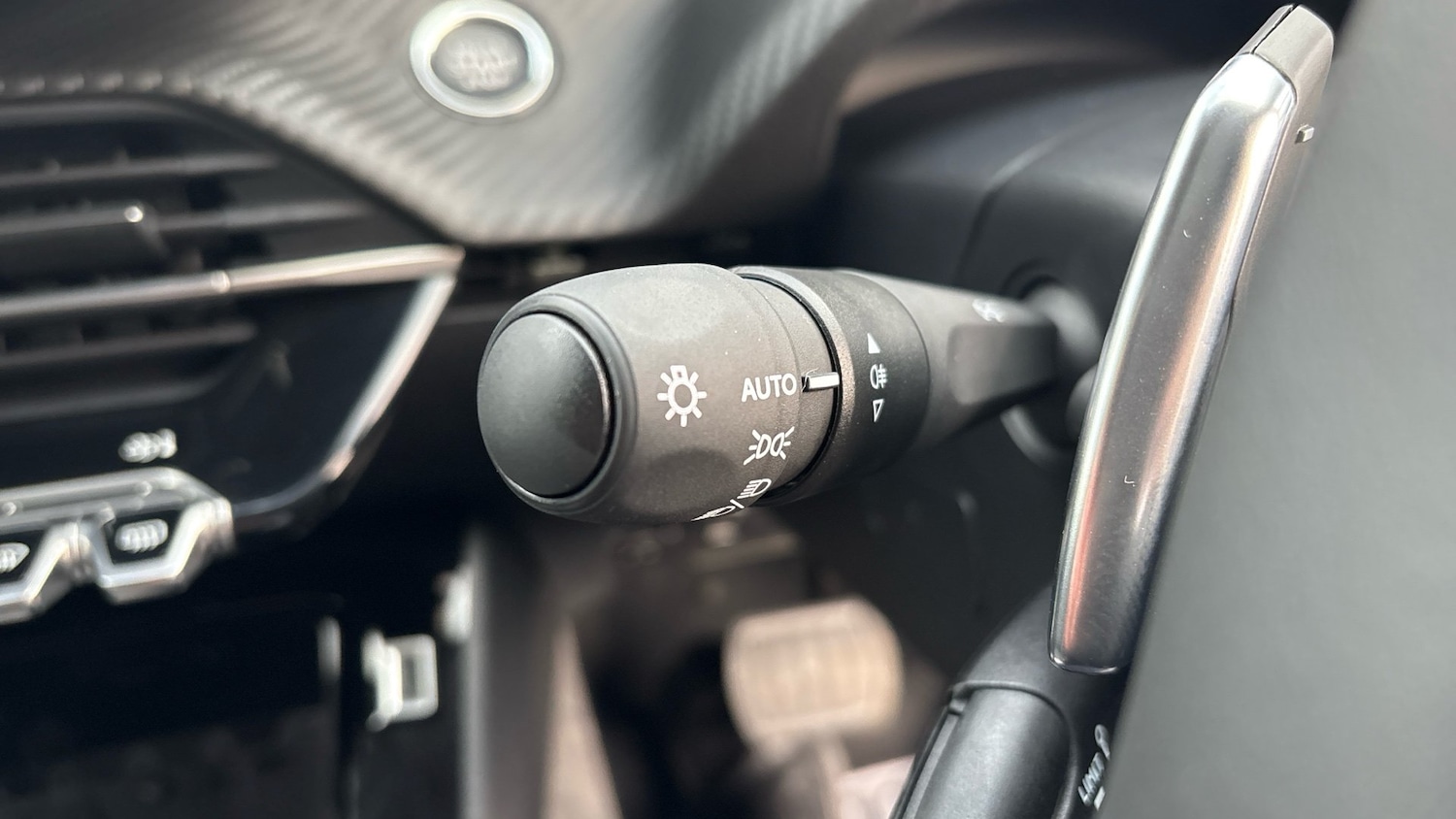 Used Peugeot 208 2025 for sale - 77025243: Photo 36