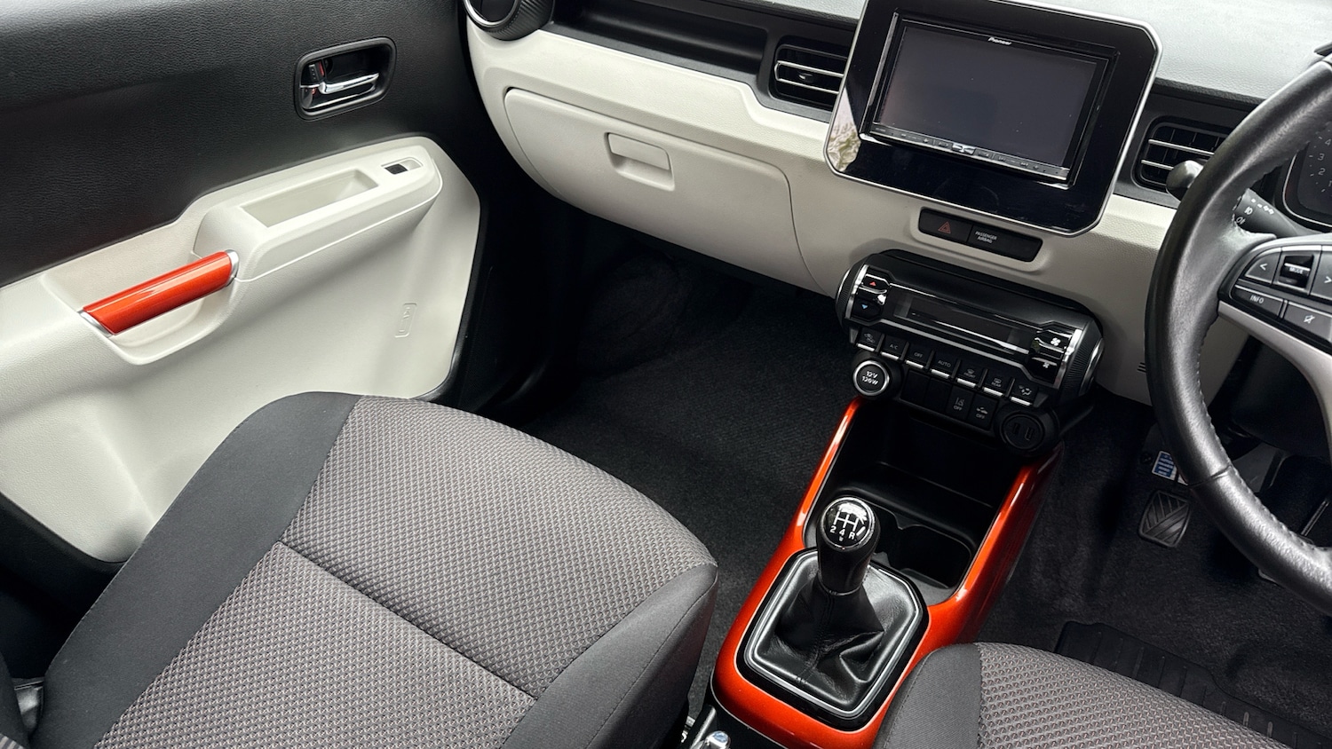 Used Suzuki Ignis 2017 for sale - 76984641: Photo 14