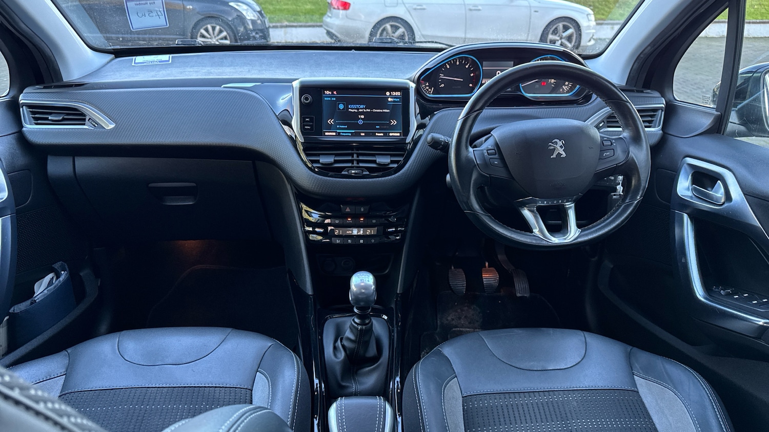 Used Peugeot 2008 2018 for sale - 76696867: Photo 10