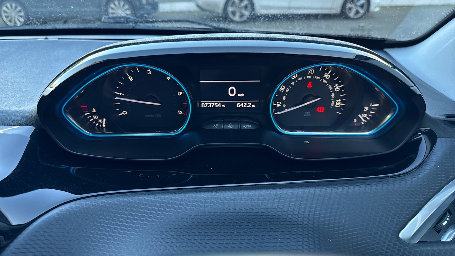 Used Peugeot 2008 2018 for sale - 76696867: Photo 18