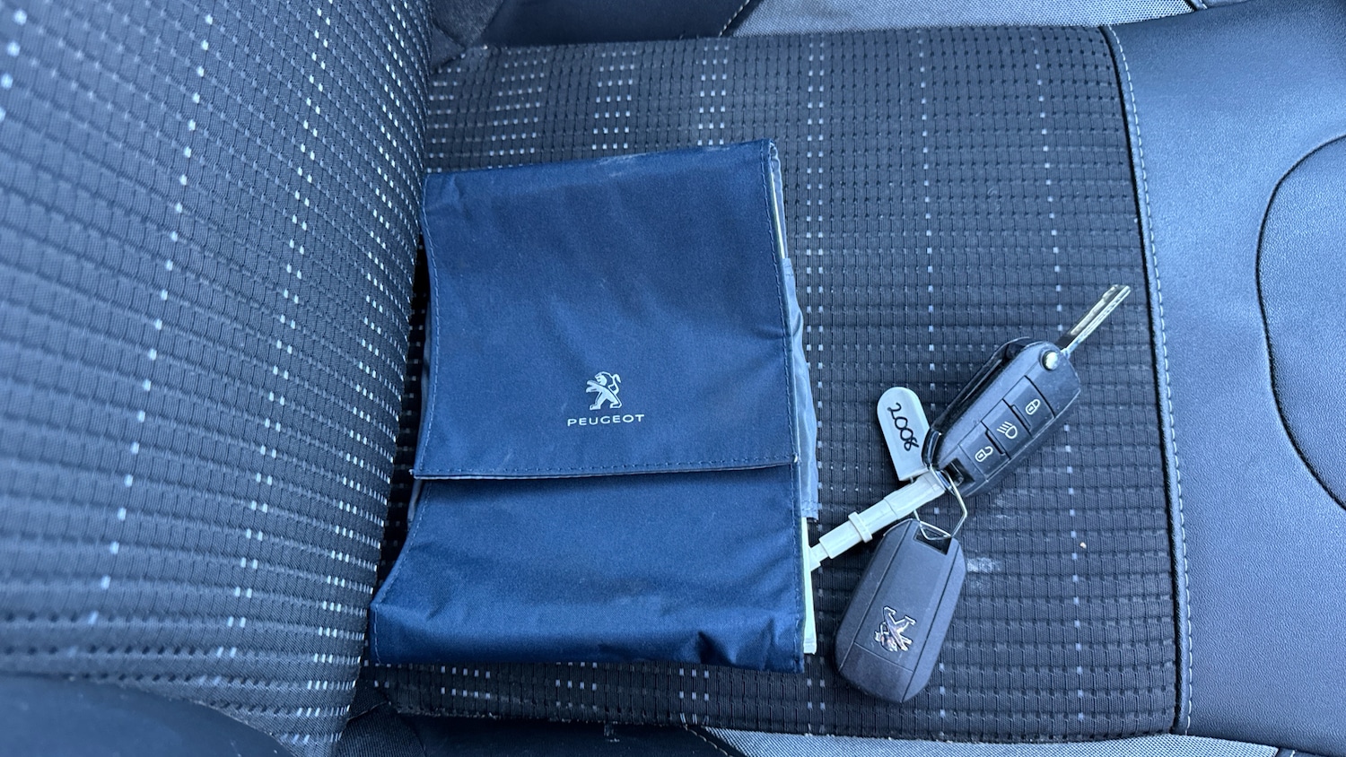 Used Peugeot 2008 2018 for sale - 76696867: Photo 19