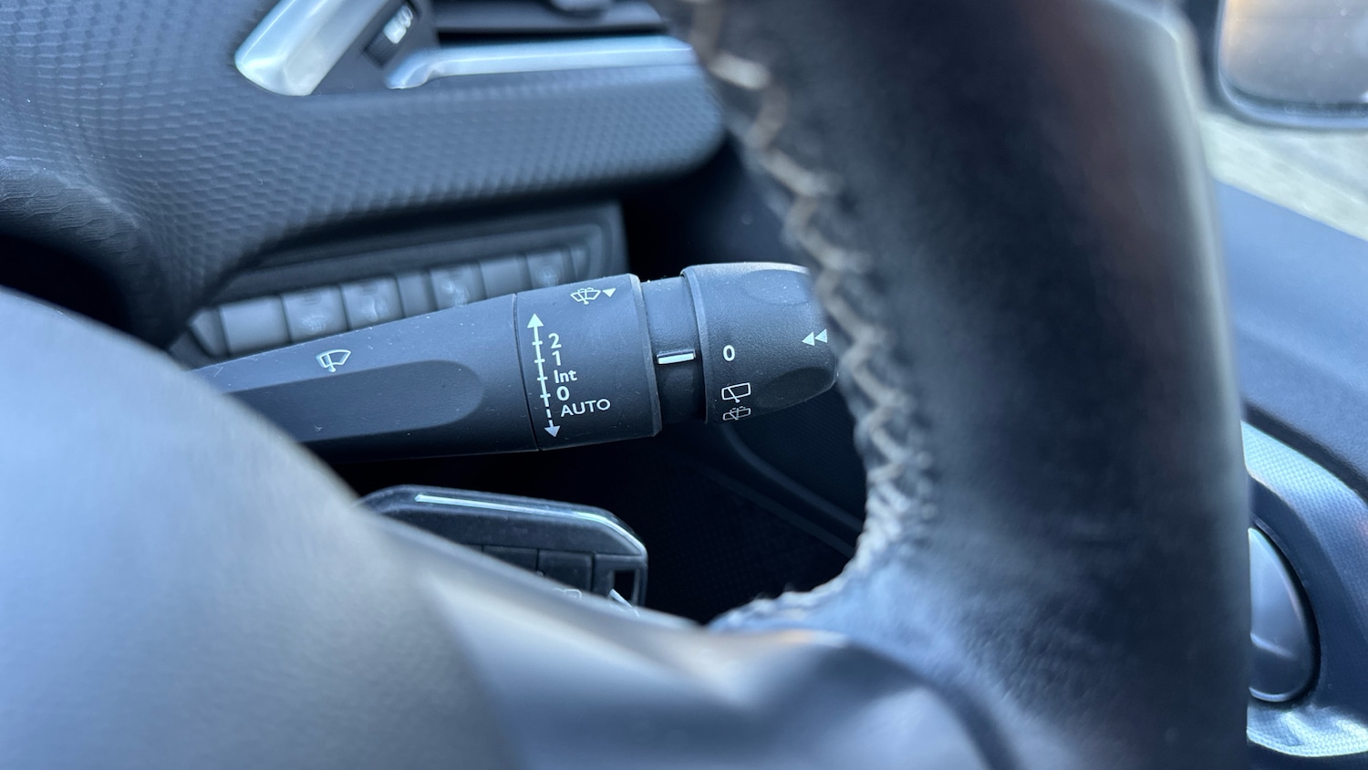 Used Peugeot 2008 2018 for sale - 76696867: Photo 24