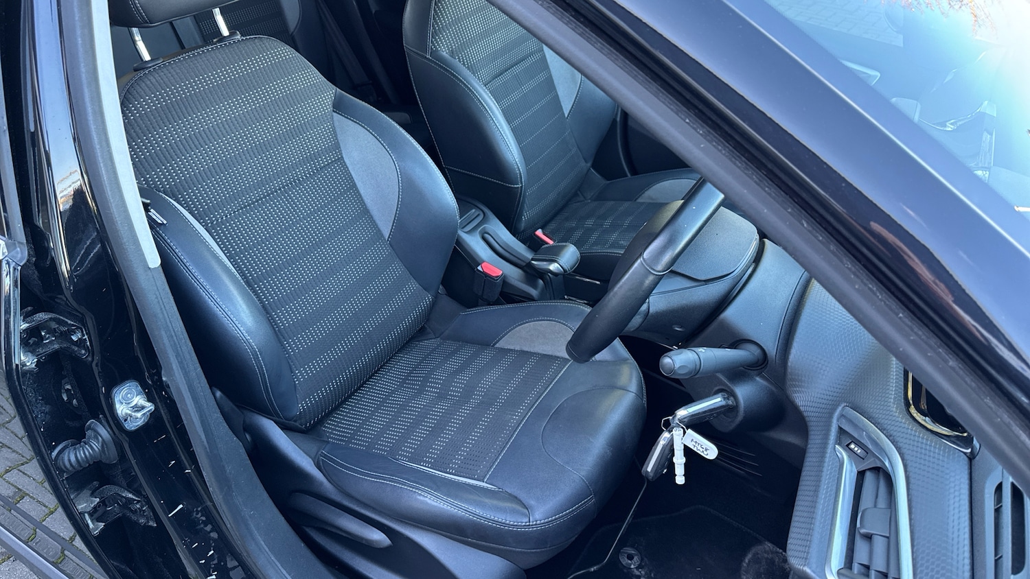 Used Peugeot 2008 2018 for sale - 76696867: Photo 28