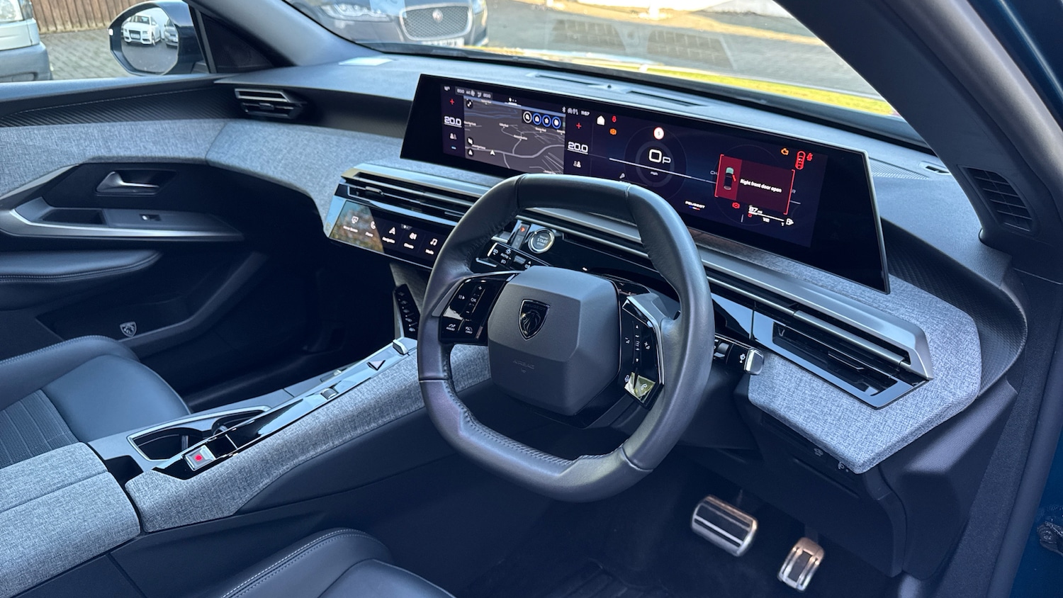 Used Peugeot 3008 2024 for sale - 76918808: Photo 11