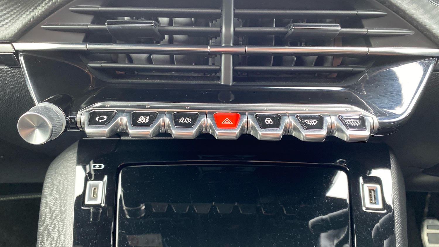 Used Peugeot 208 2021 for sale - 77710634: Photo 34