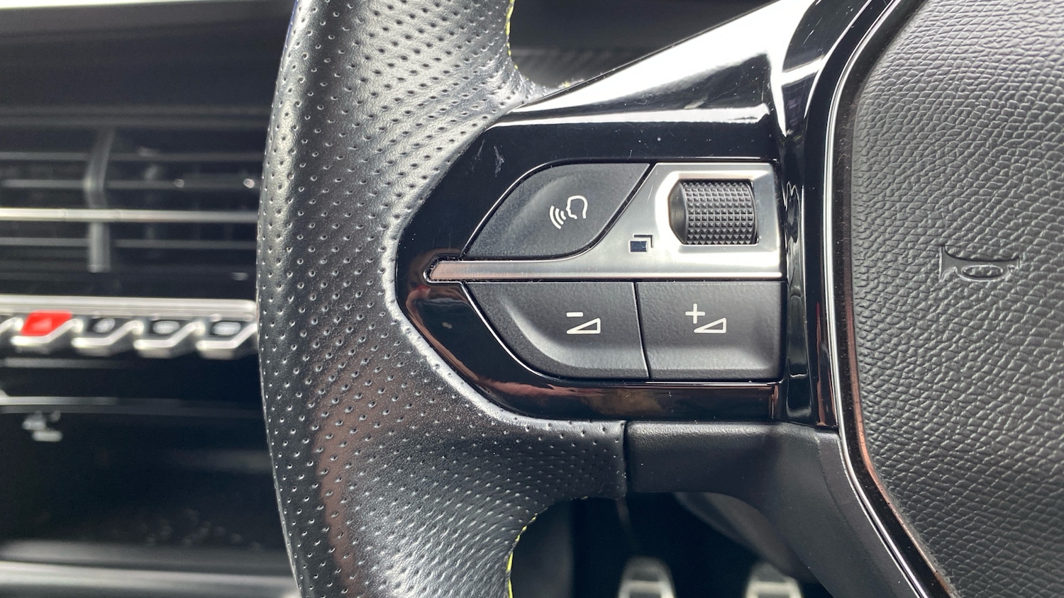 Used Peugeot 208 2021 for sale - 77710634: Photo 37