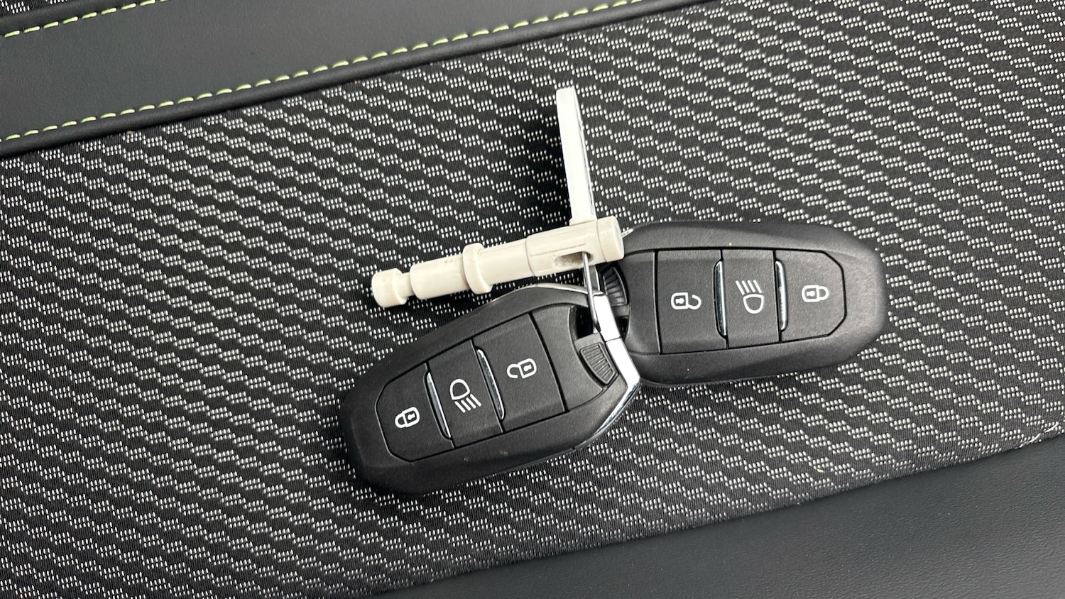 Used Peugeot 2008 2024 for sale - 76956999: Photo 20