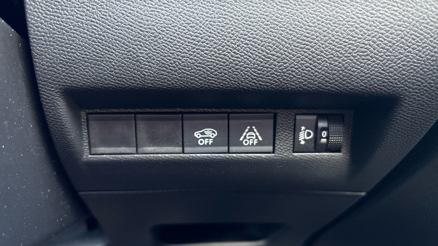 Used Peugeot 208 2023 for sale - 77844573: Photo 39