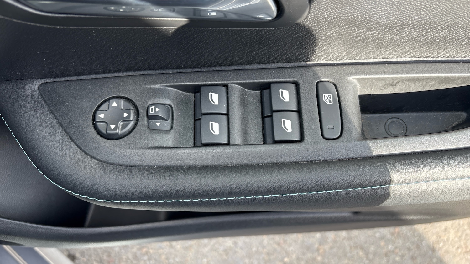 Used Peugeot 208 2022 for sale - 78093412: Photo 27