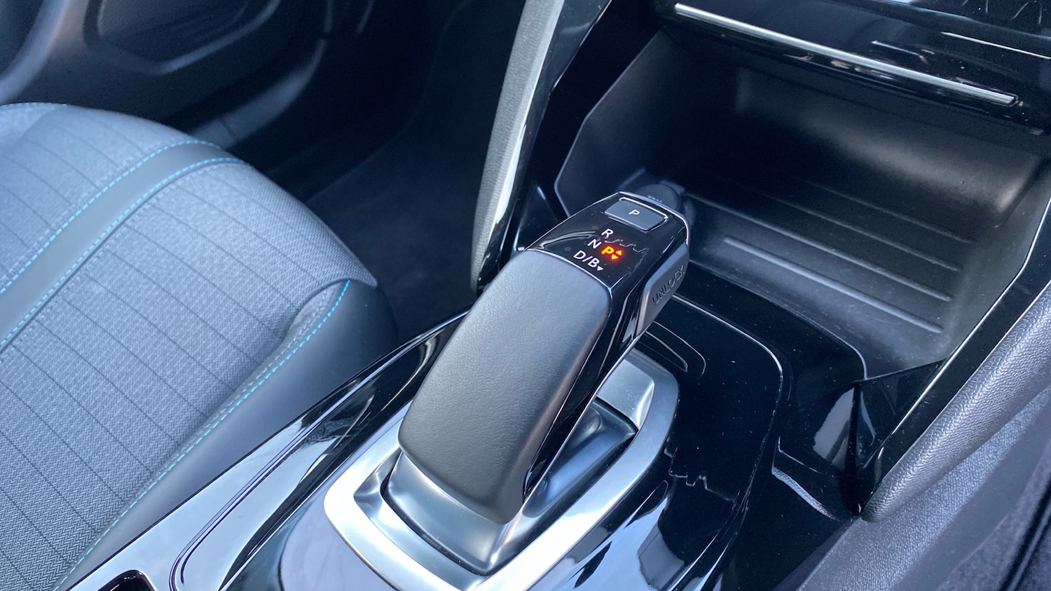 Used Peugeot 2008 2021 for sale - 77003191: Photo 13