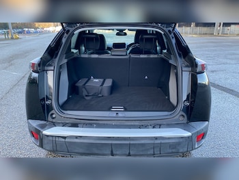 Used Peugeot 2008 2021 for sale - 77003191: Photo