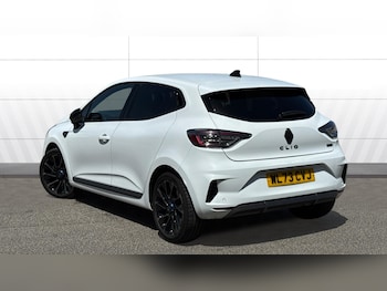 Used Renault Clio 2023 for sale - 78904440: Photo