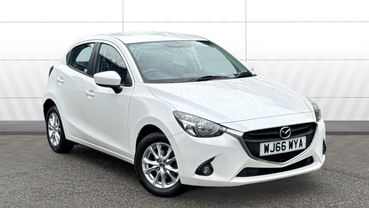 Used Mazda Mazda2 2016 for sale - 76131127: Photo 1
