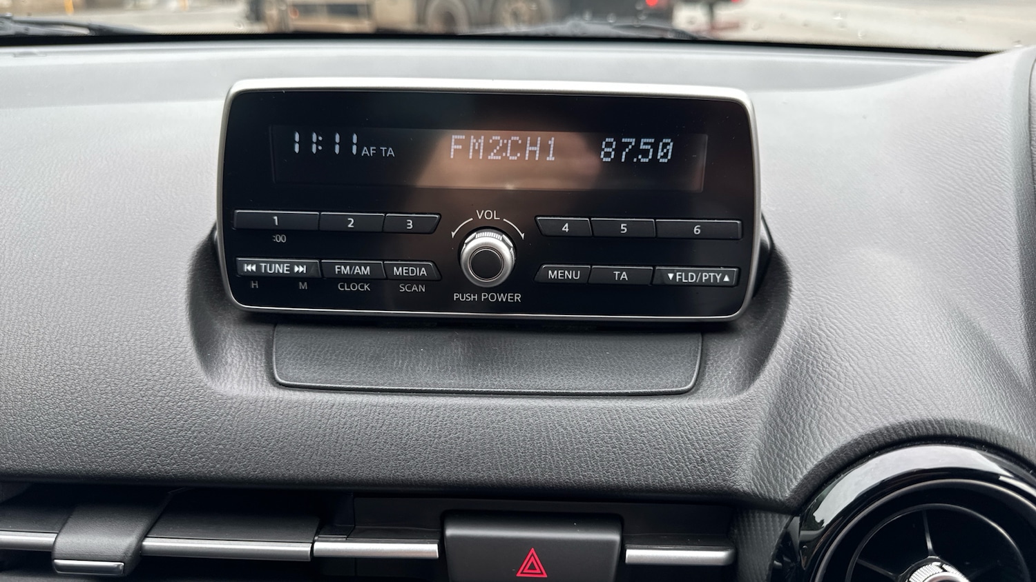 Used Mazda Mazda2 2016 for sale - 76131127: Photo 12