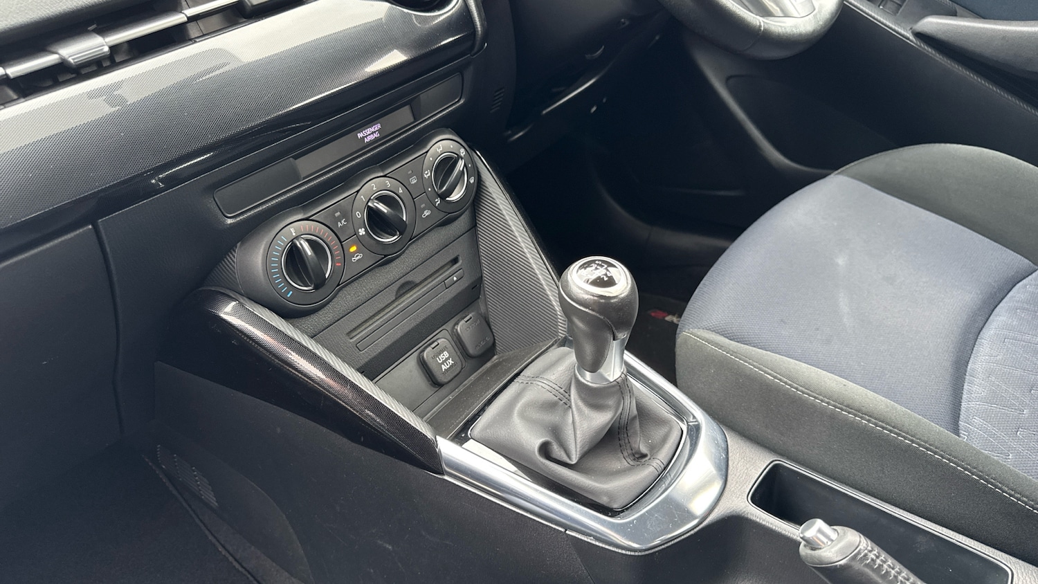 Used Mazda Mazda2 2016 for sale - 76131127: Photo 13