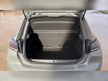 Used Peugeot 208 2025 for sale - 76243512: Photo