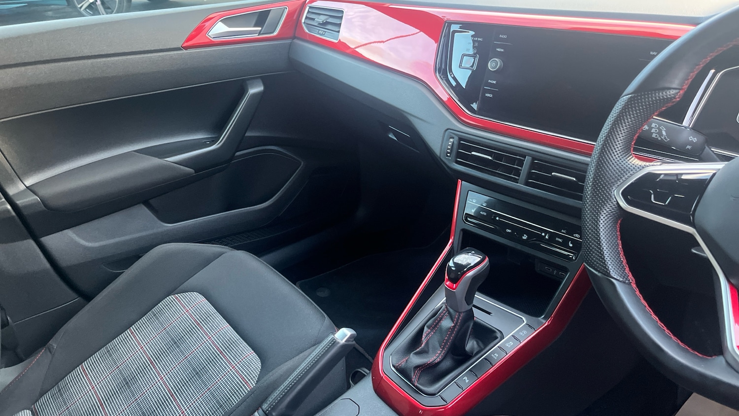 Used Volkswagen Polo 2023 for sale - 77450254: Photo 14