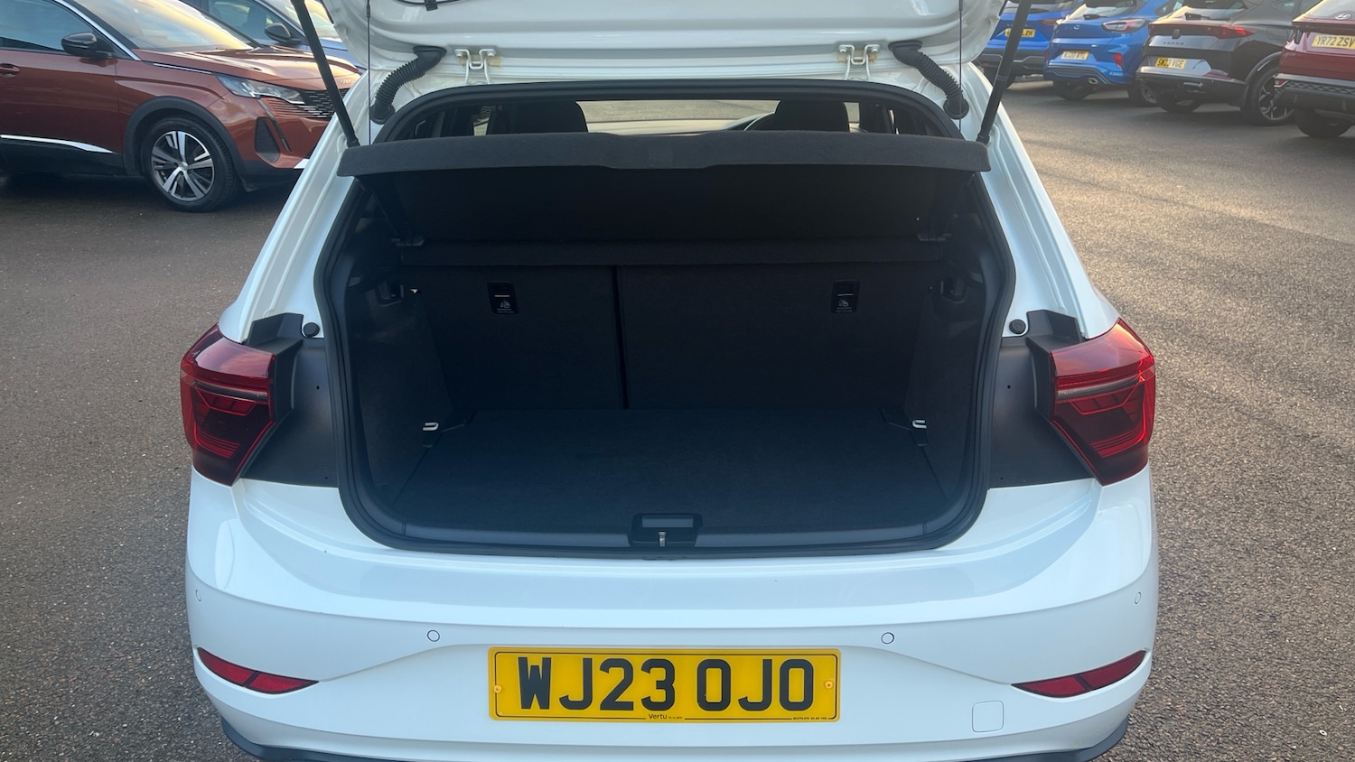 Used Volkswagen Polo 2023 for sale - 77450254: Photo 4