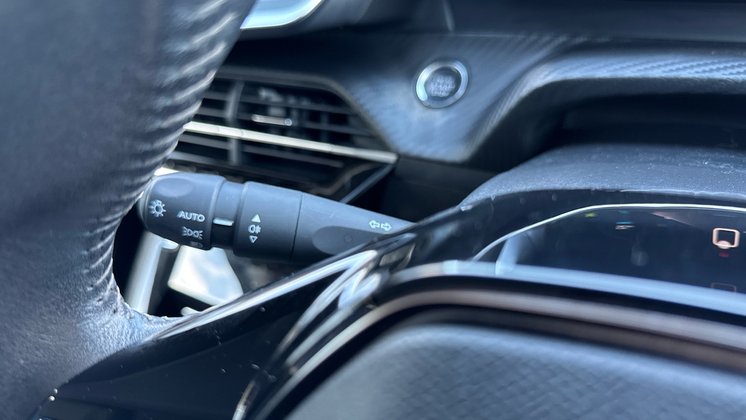 Used Peugeot 208 2022 for sale - 76681582: Photo 24