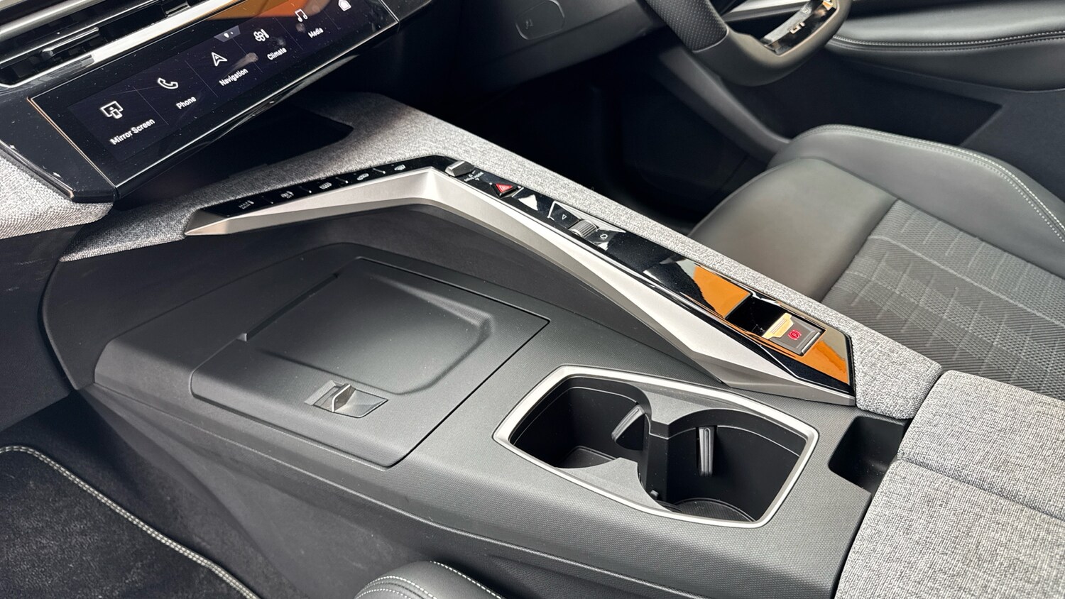 Used Peugeot 5008 2025 for sale - 76287104: Photo 13