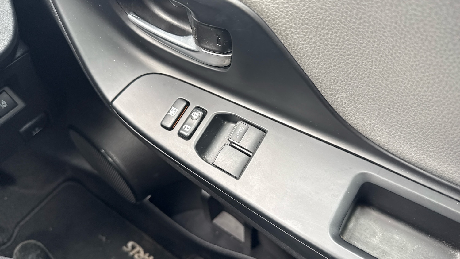 Used Toyota Yaris 2019 for sale - 78054174: Photo 24