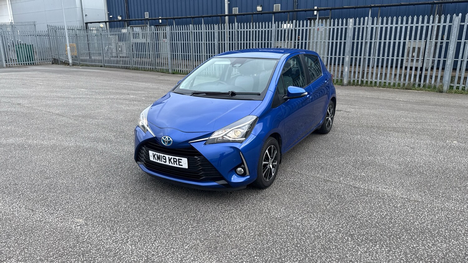 Used Toyota Yaris 2019 for sale - 78054174: Photo 32