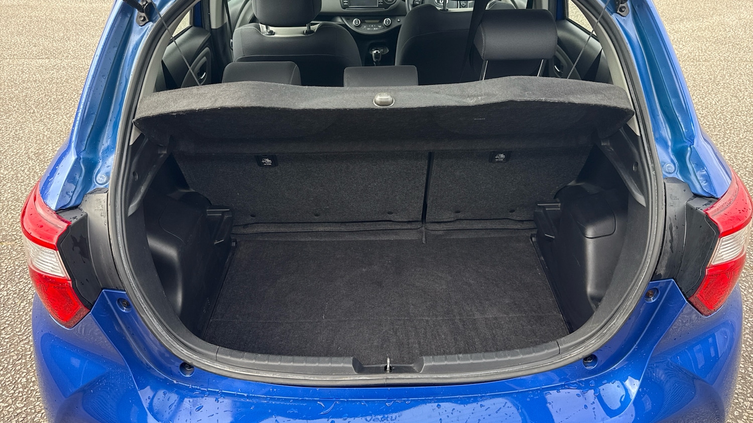 Used Toyota Yaris 2019 for sale - 78054174: Photo 4