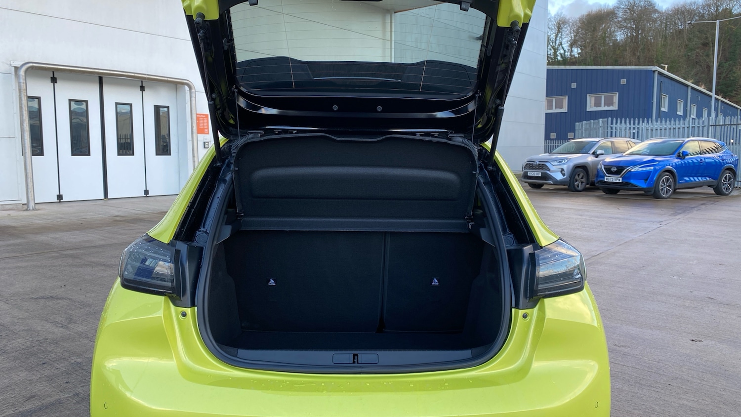 Used Peugeot 208 2025 for sale - 77086466: Photo 4