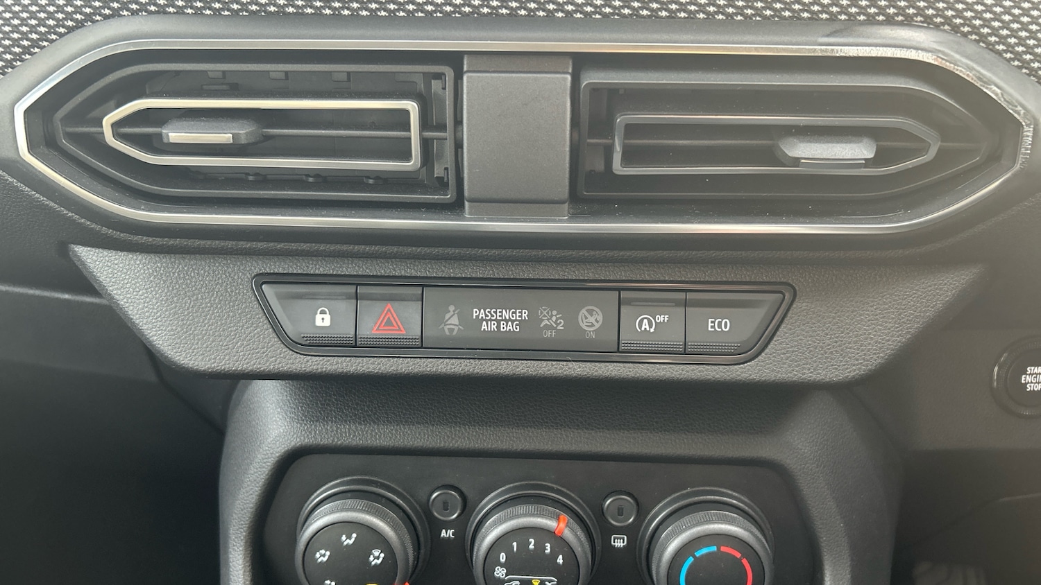 Used Dacia Sandero 2022 for sale - 77803059: Photo 30