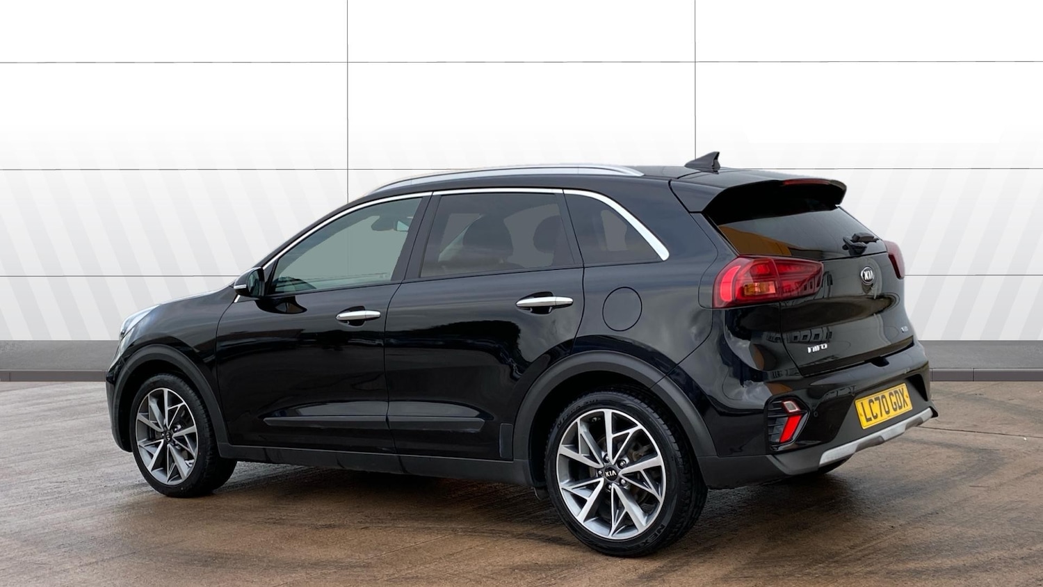 Used Kia Niro 2020 for sale - 76340488: Photo 2