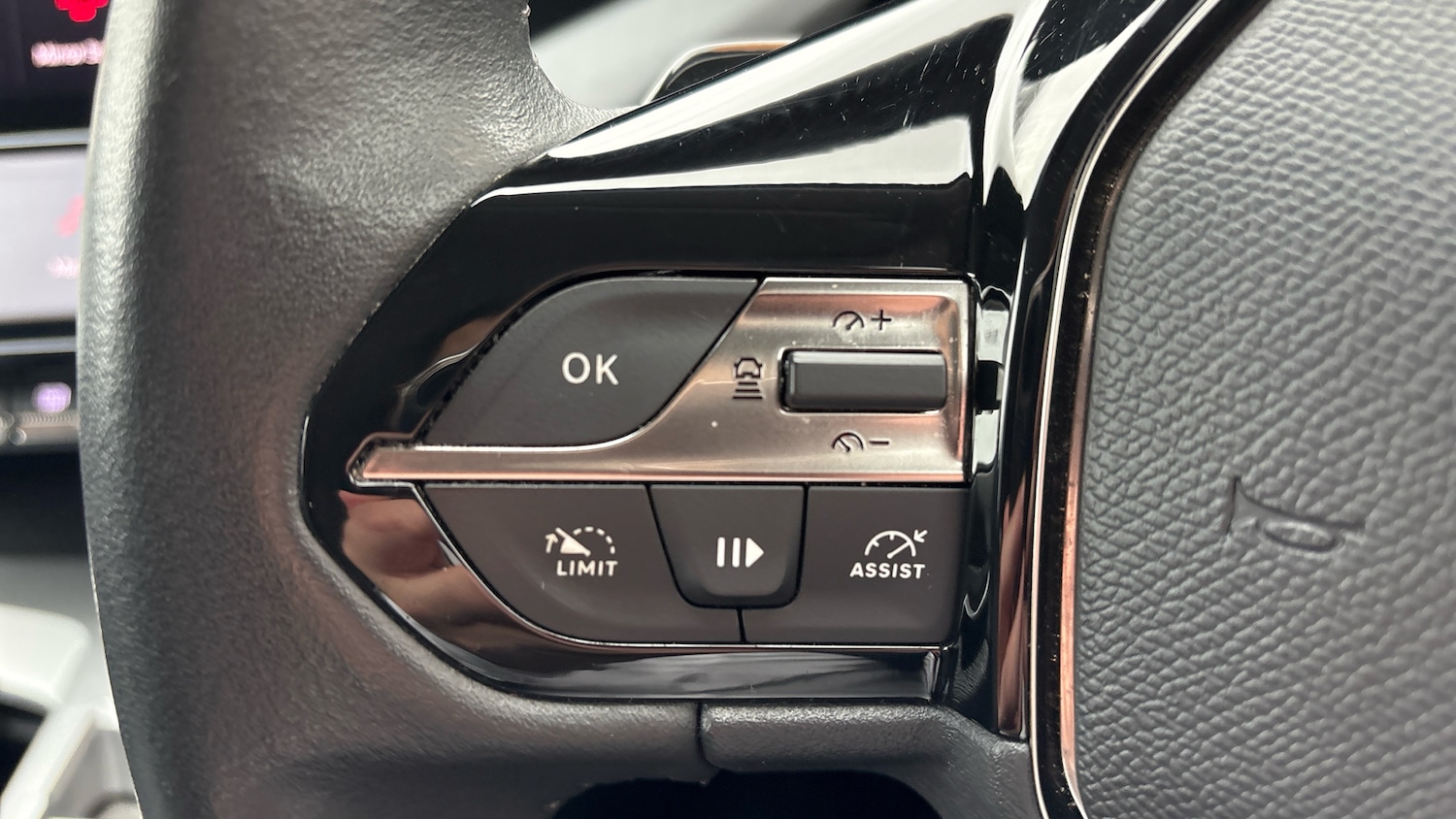 Used Peugeot 308 2022 for sale - 76449228: Photo 42