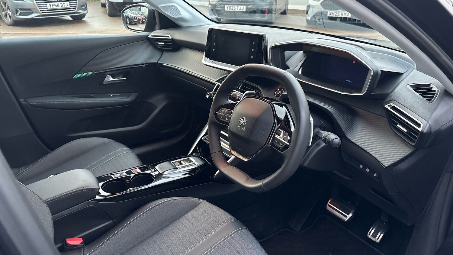 Used Peugeot 208 2023 for sale - 76734952: Photo 11