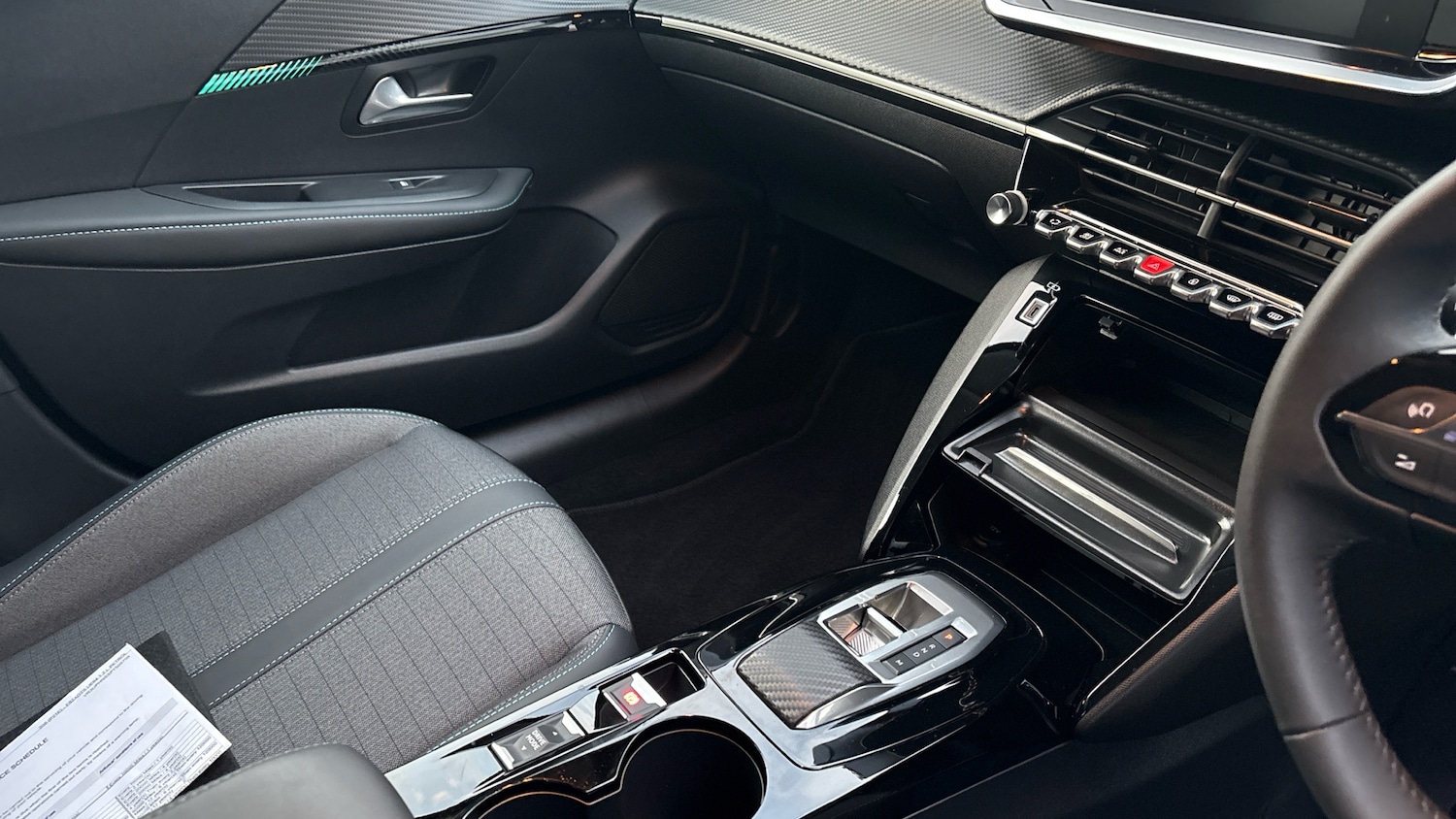 Used Peugeot 208 2023 for sale - 76734952: Photo 14