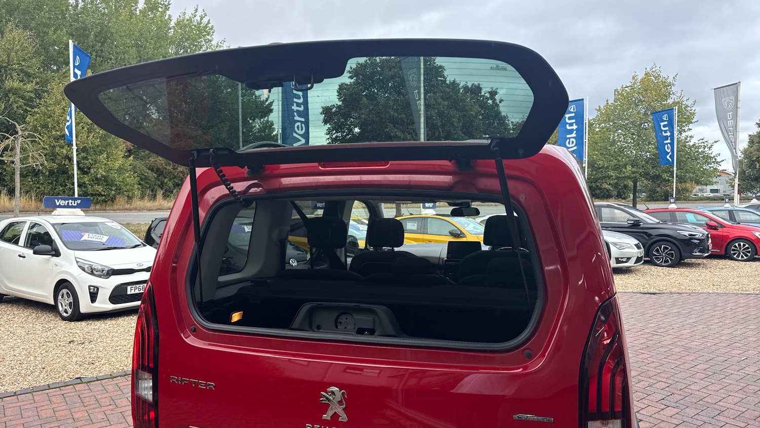 Vehicle 33