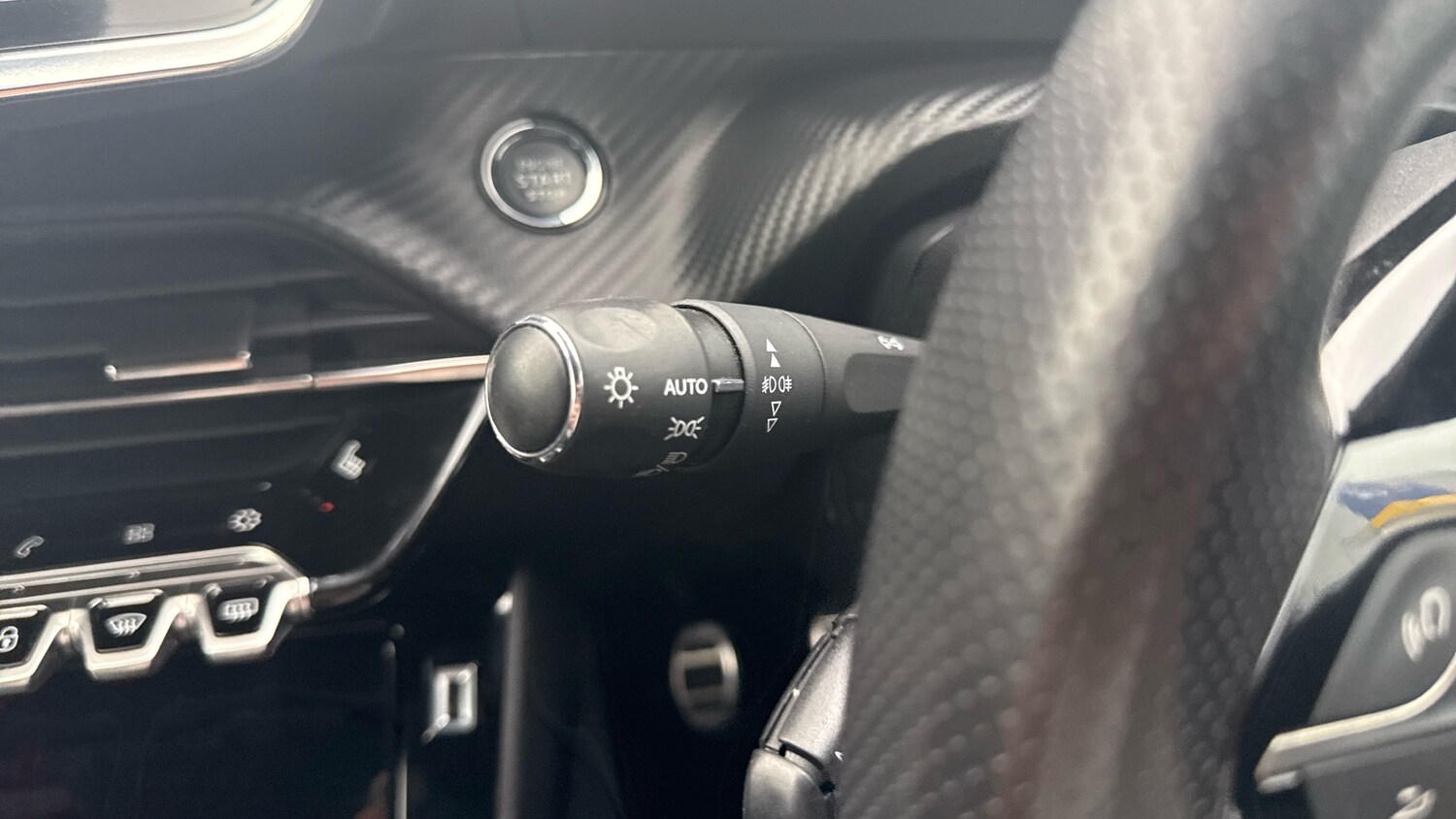 Used Peugeot 2008 2020 for sale - 77735468: Photo 37