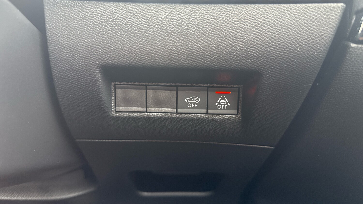 Used Peugeot 2008 2020 for sale - 77735468: Photo 40