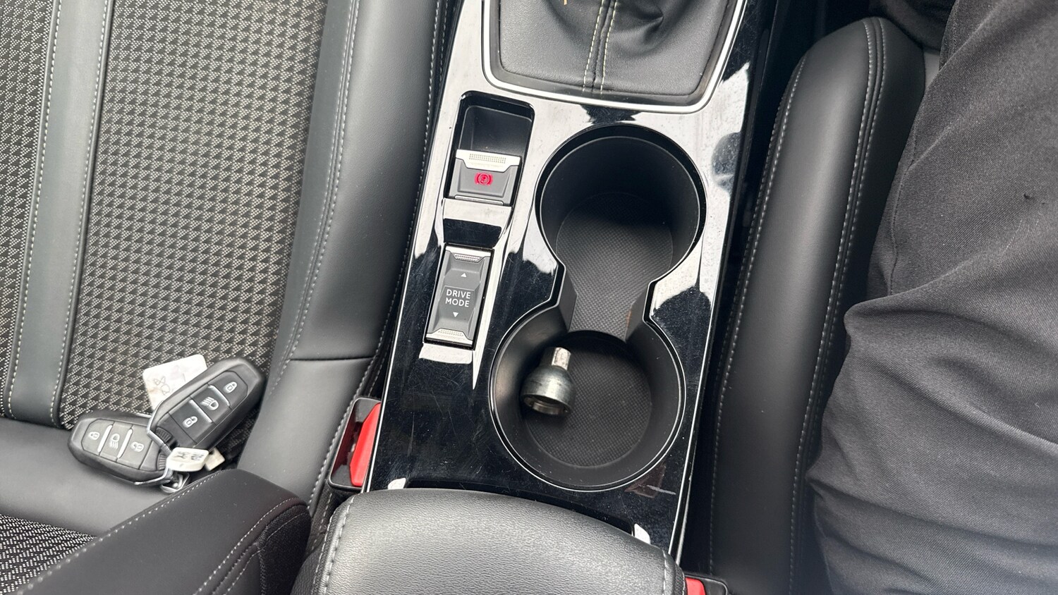 Used Peugeot 2008 2020 for sale - 77735468: Photo 41