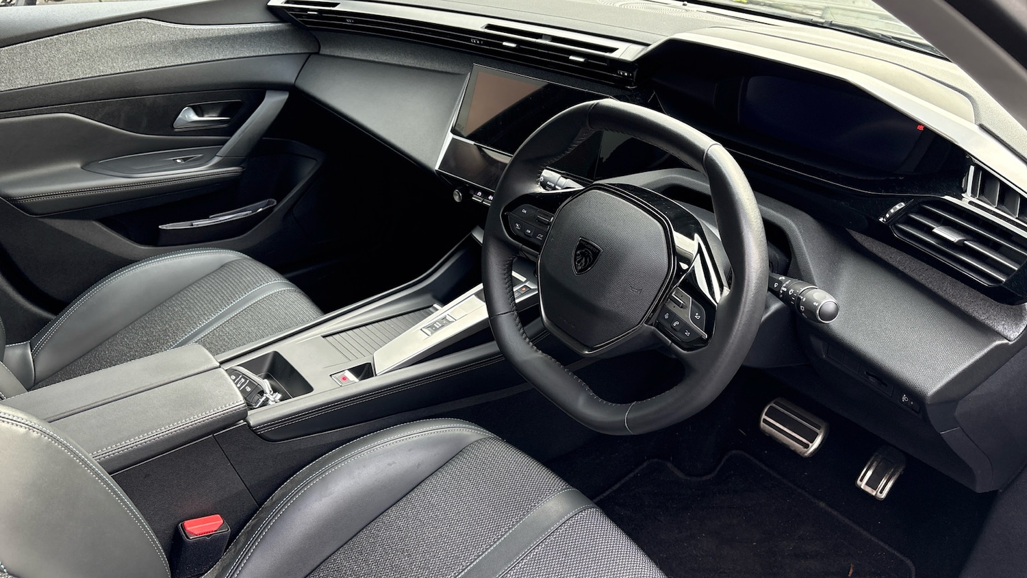 Used Peugeot 308 2022 for sale - 77285420: Photo 11