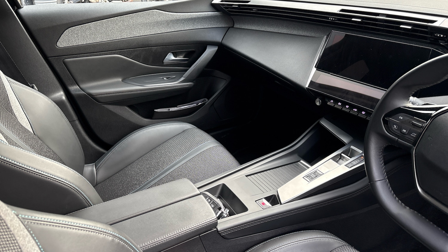 Used Peugeot 308 2022 for sale - 77285420: Photo 14