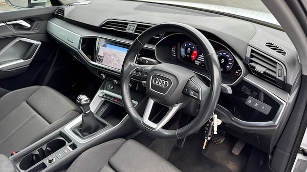Used Audi Q3 2019 for sale - 76272346: Photo 11